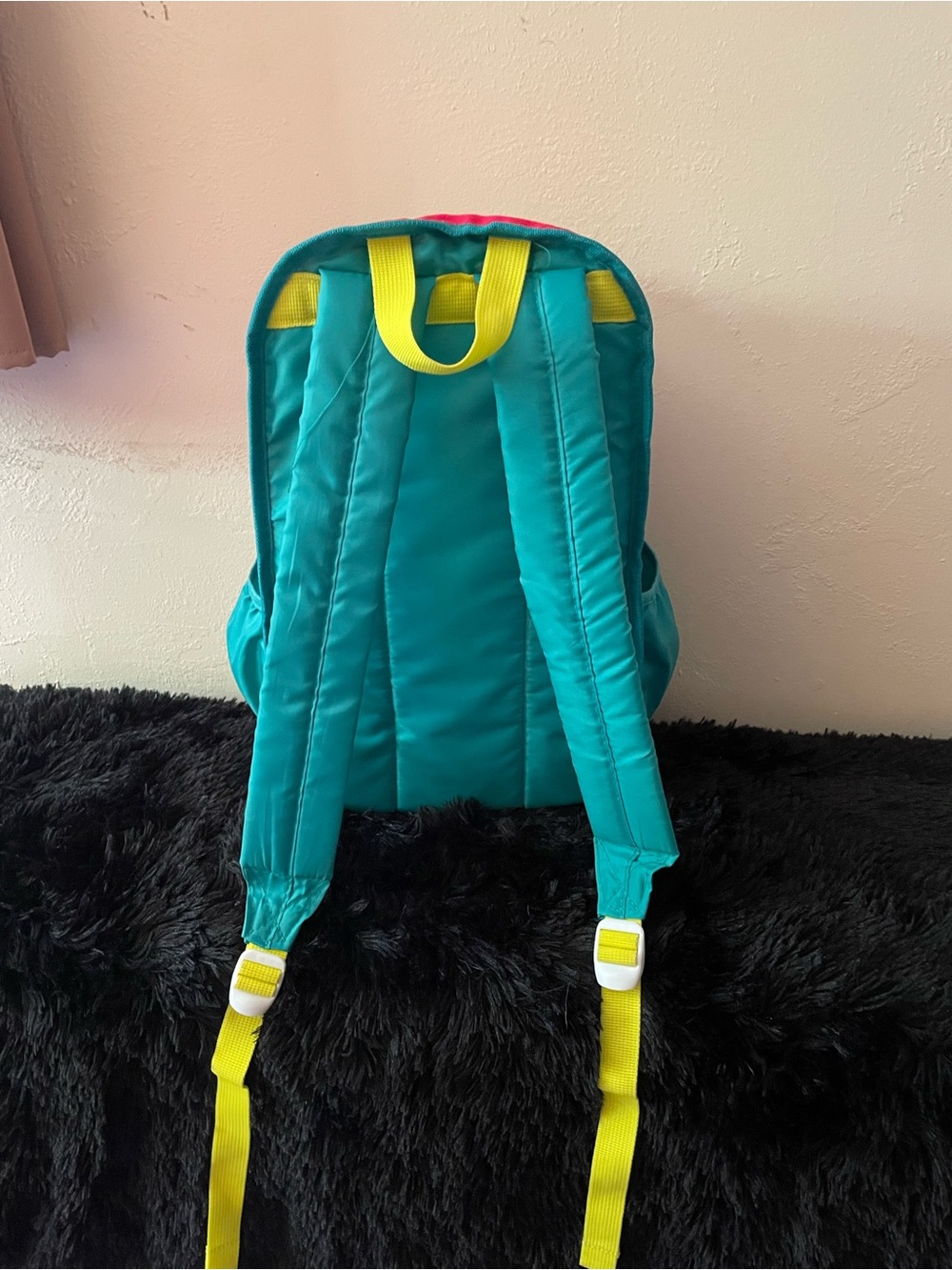 Retro Backpack Cooler - Picture 2 of 4